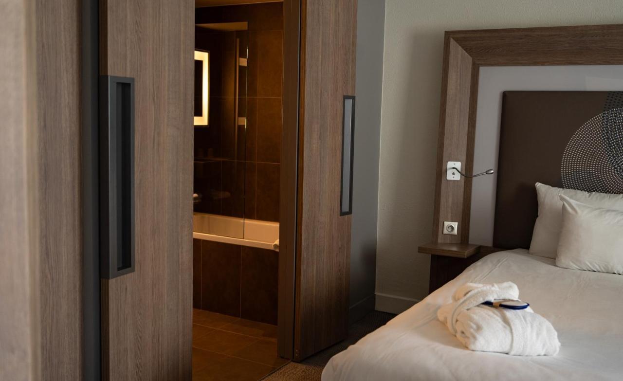 Novotel Fontainebleau Ury Luaran gambar