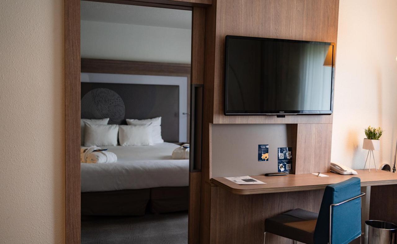 Novotel Fontainebleau Ury Luaran gambar