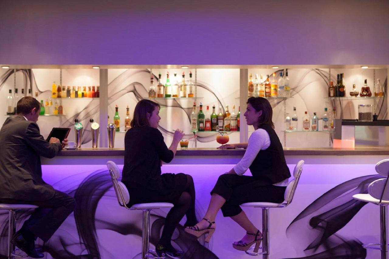 Novotel Fontainebleau Ury Luaran gambar
